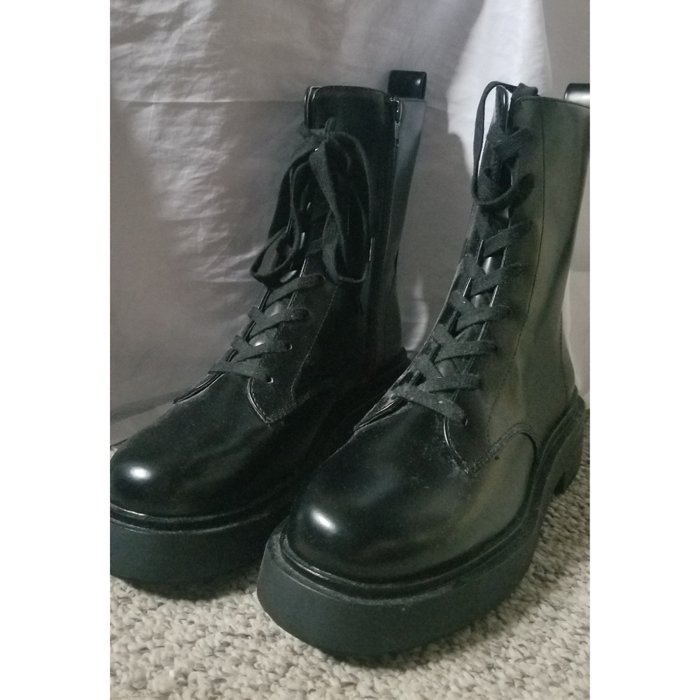 SOLD | H&M Boots